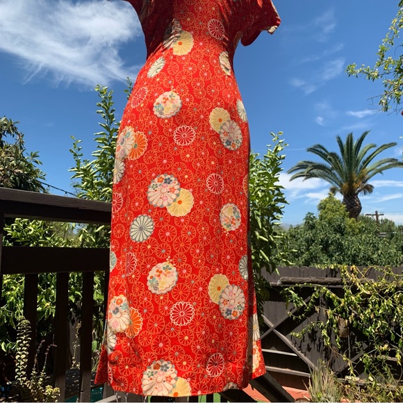 Stunning VINTAGE Cheongsam Qipao Red Multicolored Floral Retro Midi Dress - Picture 6 of 11